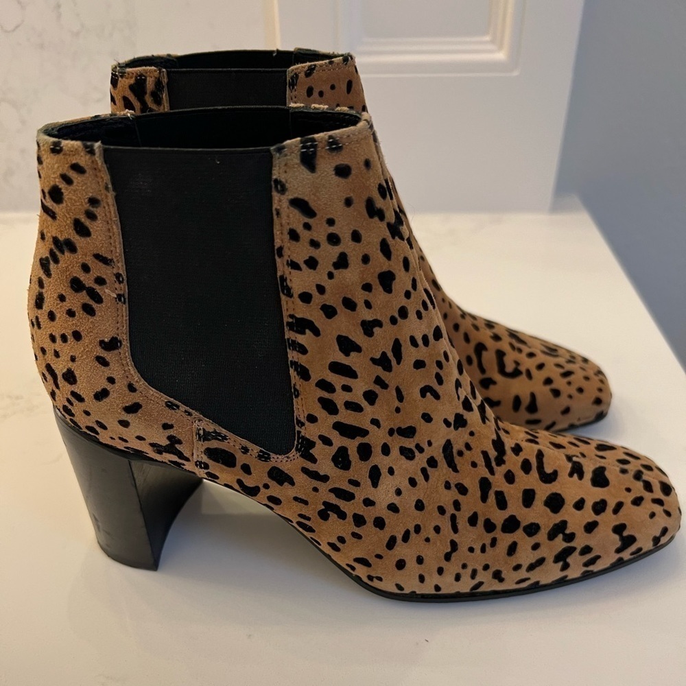 Rag & Bone Leopard Print Suede Chelsea Boots. Size 5. - Picture 9 of 12